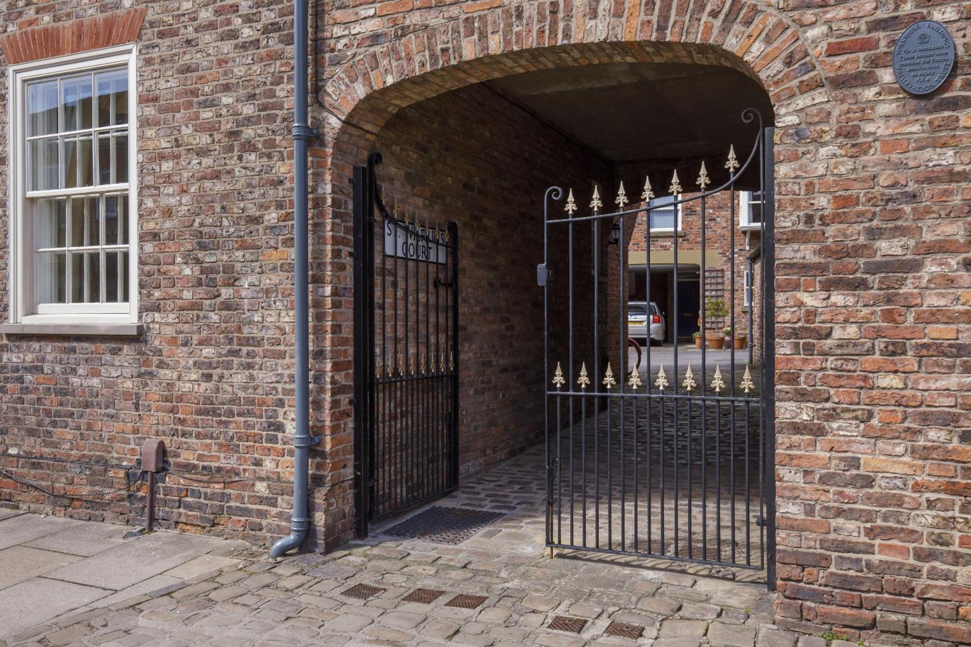 Villa St Wilfrid'S Court York Exterior foto